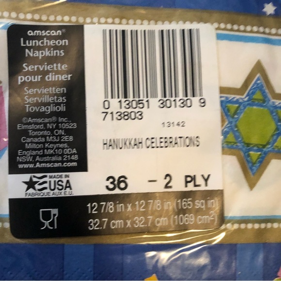 Hanukkah Celebrations Chanukah Party Plates Napkins Cups Confetti Serves 18 NEW - Picture 7 of 12
